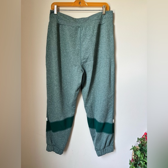 Walk Pop Green Banded Jogger- Still look New! Size Large - Picture 2 of 3